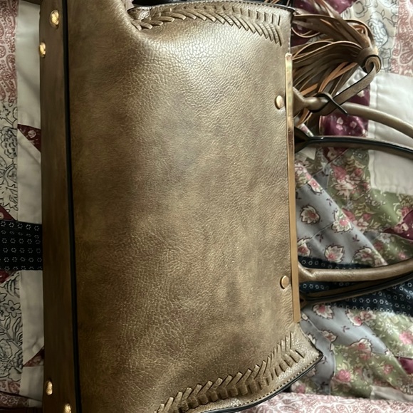 Medium size purse tan shoulder strap - Picture 1 of 2